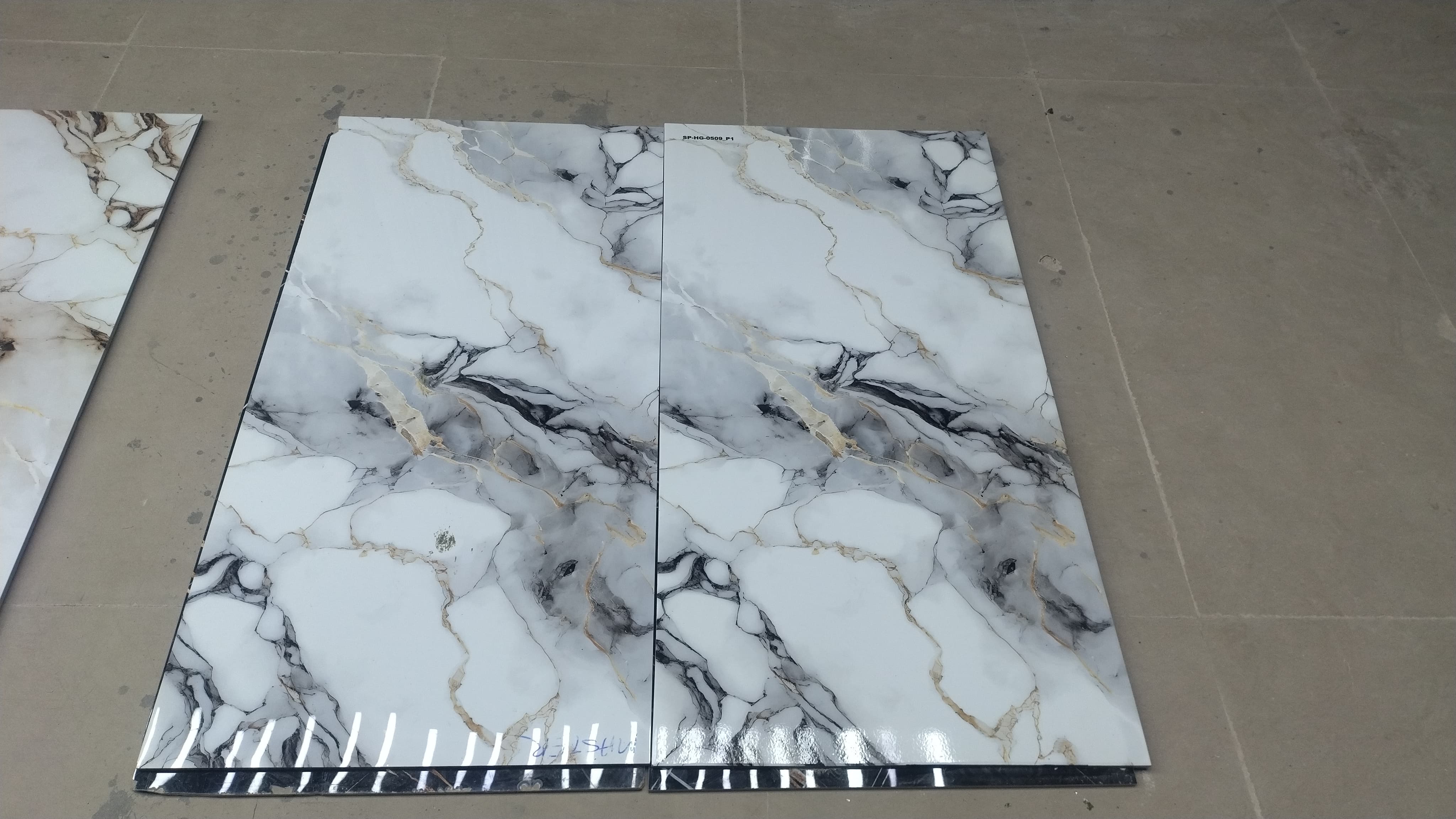 Matching tile design